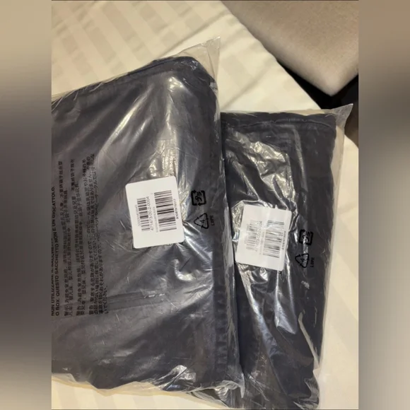 Yeezy Gap Sateen Coveralls Overalls - Picture 3 of 8